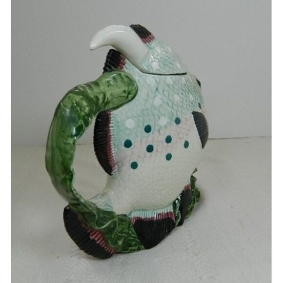 Vintage Tropical Fish Teapot Green/White Thin Made in Taiwan Seaweed Handle 7"H - Picture 3 of 15
